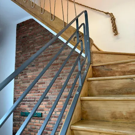 La Casuca De Colon Vut-le-1323 * León